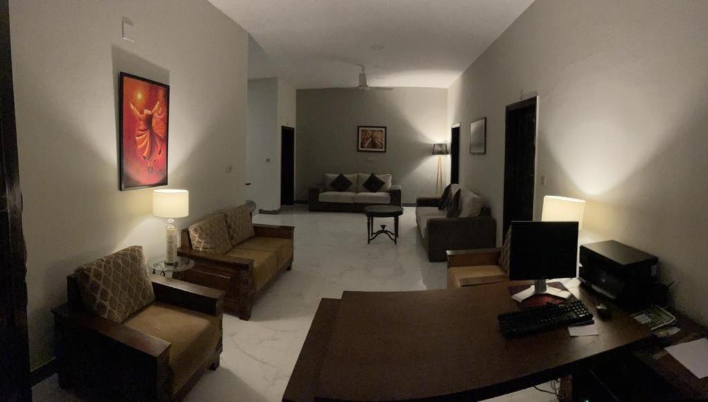 The Riviera Hotel Islamabad Luaran gambar
